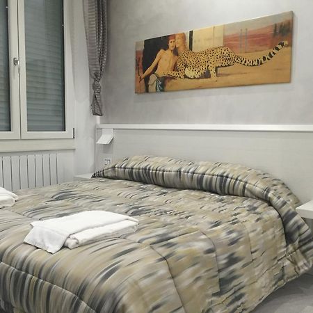 Picaflor Art&Rooms Milano Cameră foto